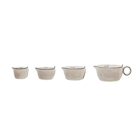 White/Blk Measuring Cups