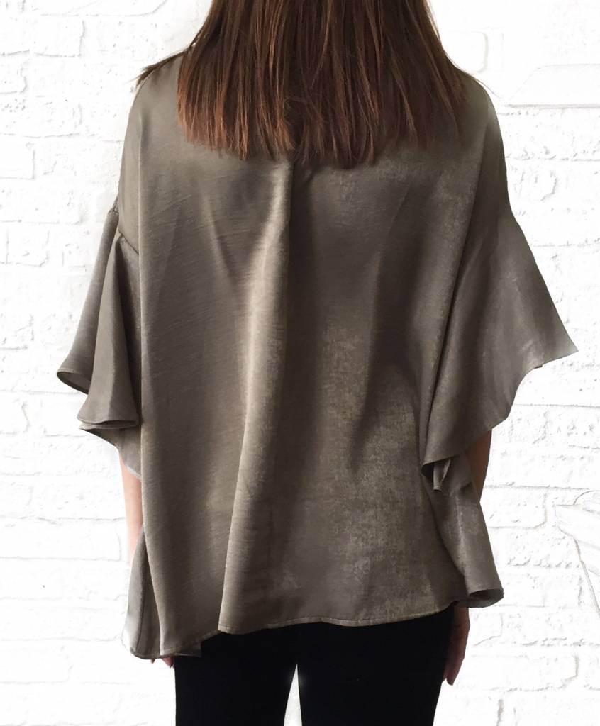 Olive Silky Flutter Slv Top medium