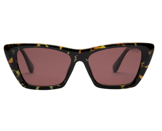 Cate Tort/Plum Sunglasses