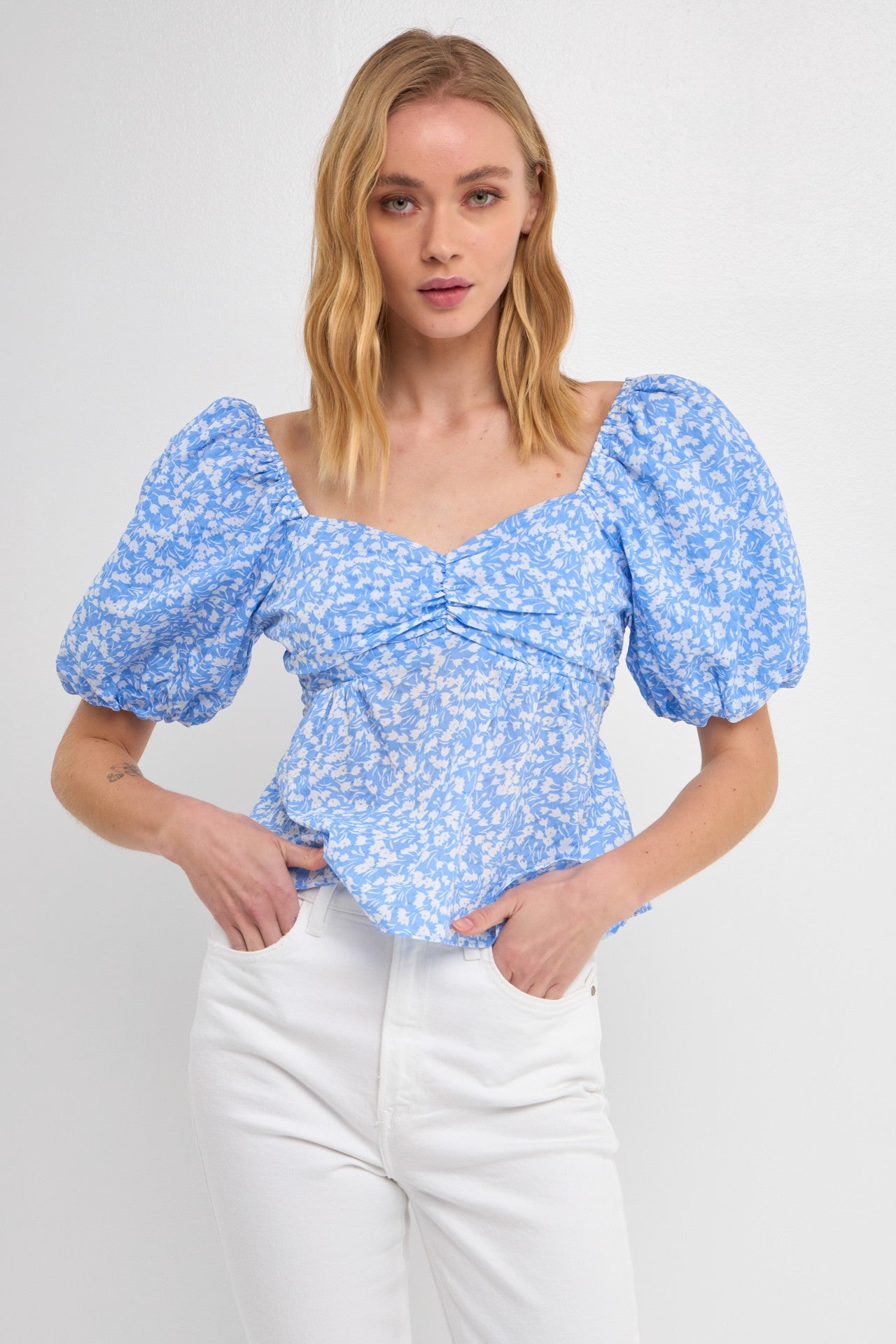Blue/White Floral Puff Slv Tie Back Peplum Top