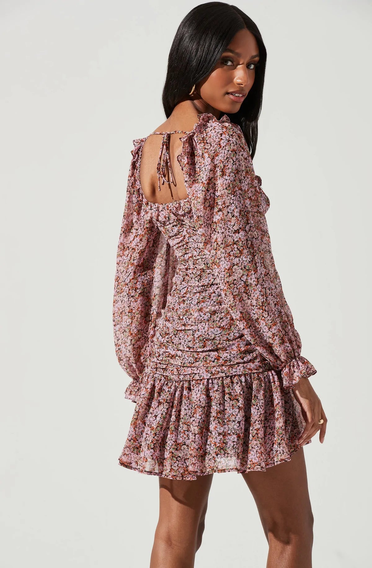 strapless open back dress Heidi Black and Pink Floral Ruched Short Sleeve Midi Dress main image 1