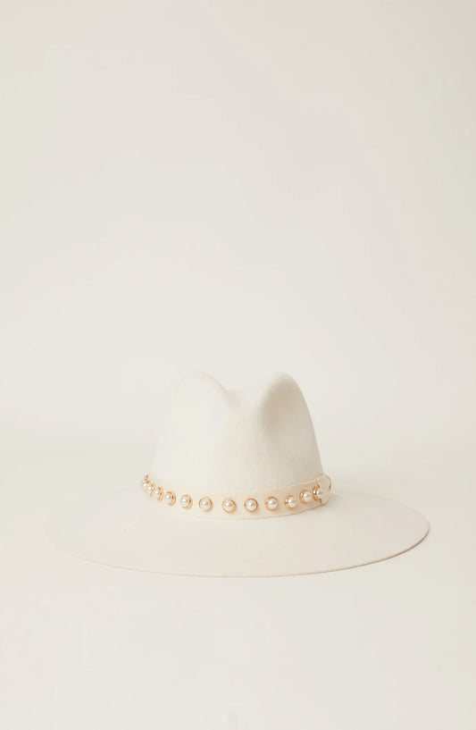 White Sofie Pearl Hat