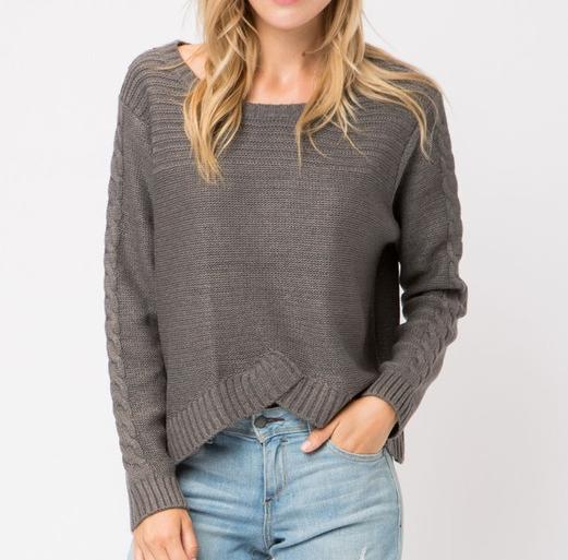 Cropped Cable Knit Pullover