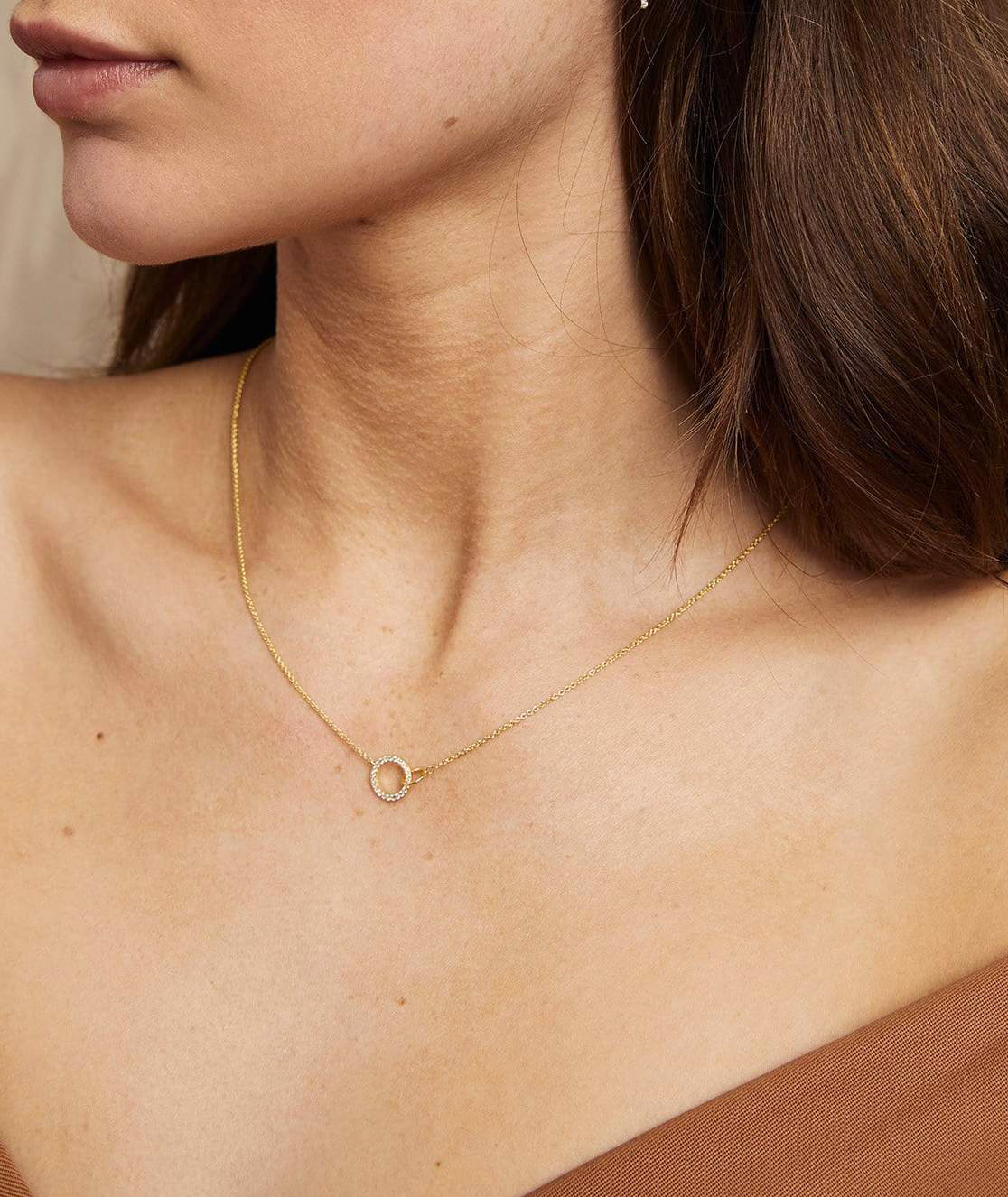 Balboa Shimmer Interlocking Necklace
