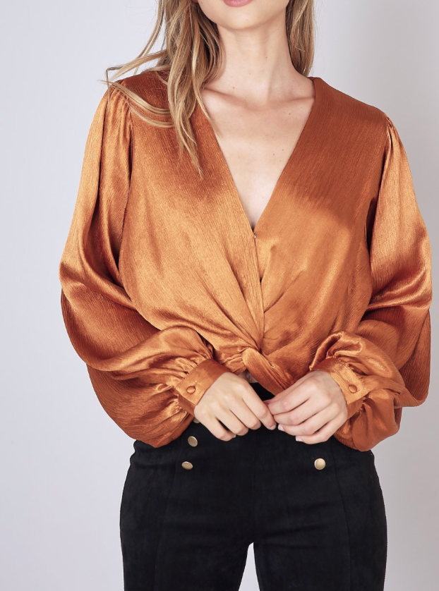 Twist Front Cropped Top