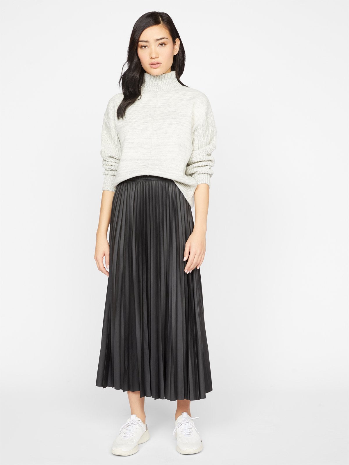 Top Secret Pleated Midi Black Skirt